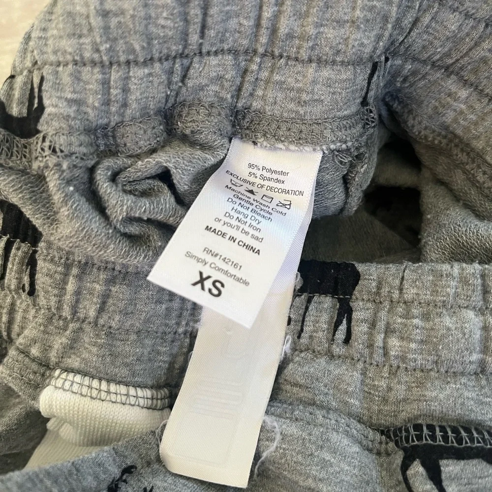 LuLaRoe XS Gray Womens Joggers with Deer Print - Picture 3 of 3